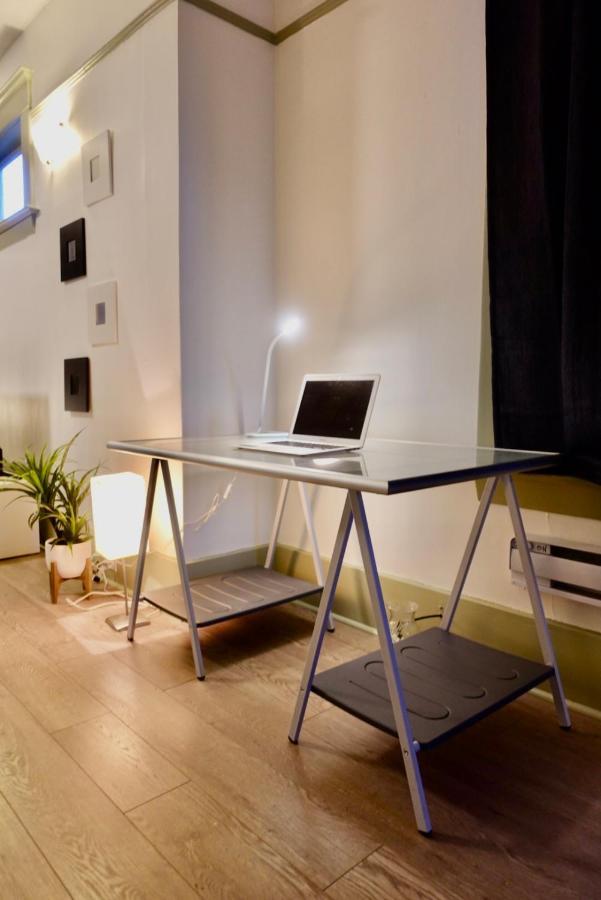 Private Room In A Shared House バンクーバー エクステリア 写真